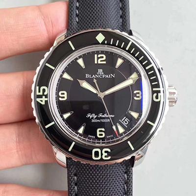 Blancpain 寶珀 FIFTY FATHOMS 五十噚系列